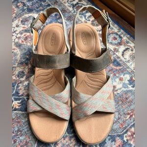 Keen Skyline Wedge Sandals, Size 8 1/2